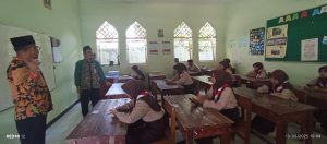 Kepala Kankemenag Purbalingga Monitoring dan Evaluasi Ujian Madrasah di MTsN 3 Purbalingga