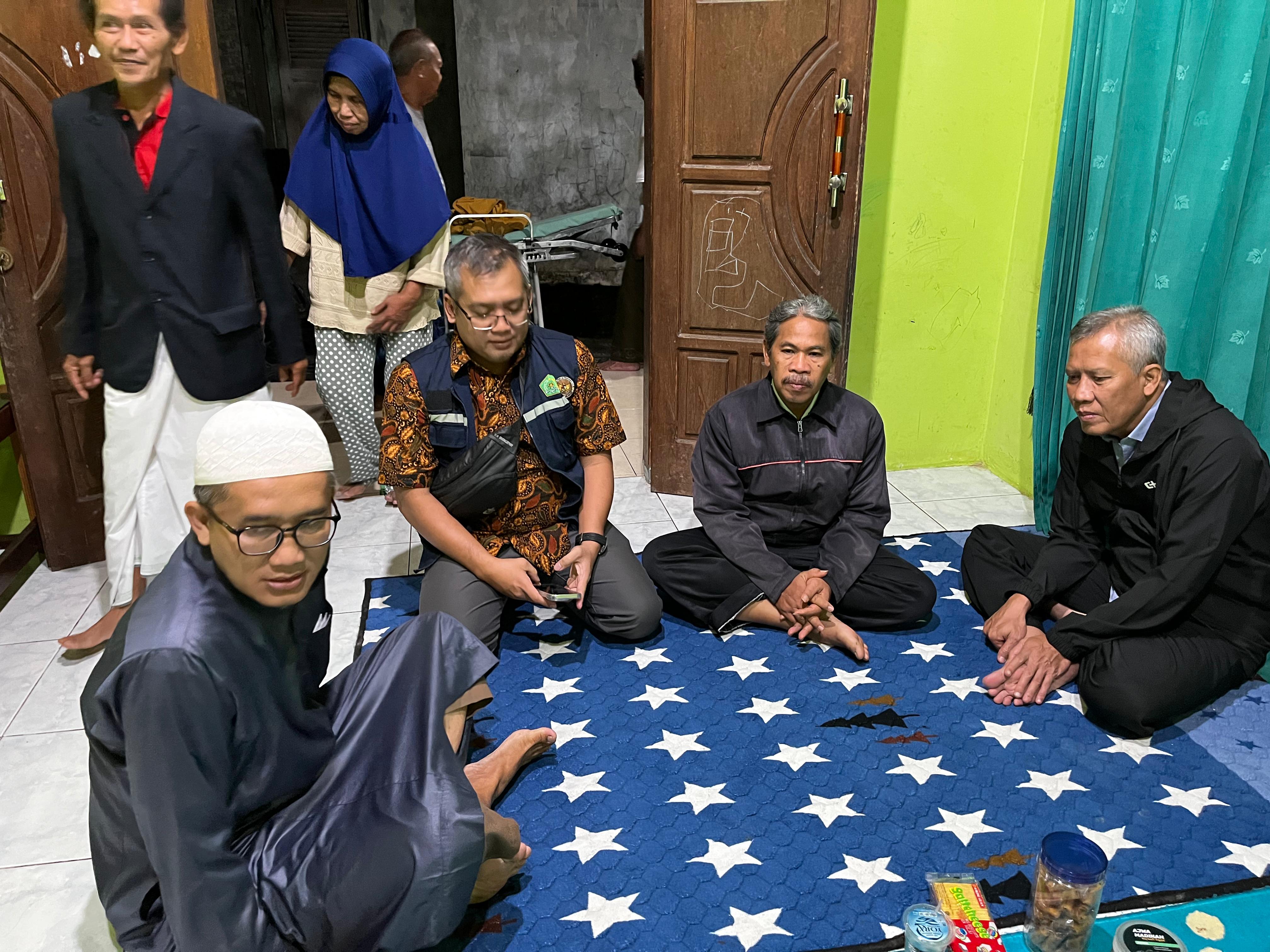 Tanazul Akhir Karena Sakit, Jemaah Haji Purbalingga Telah Diserahterimakan oleh PPIH kepada Keluarga