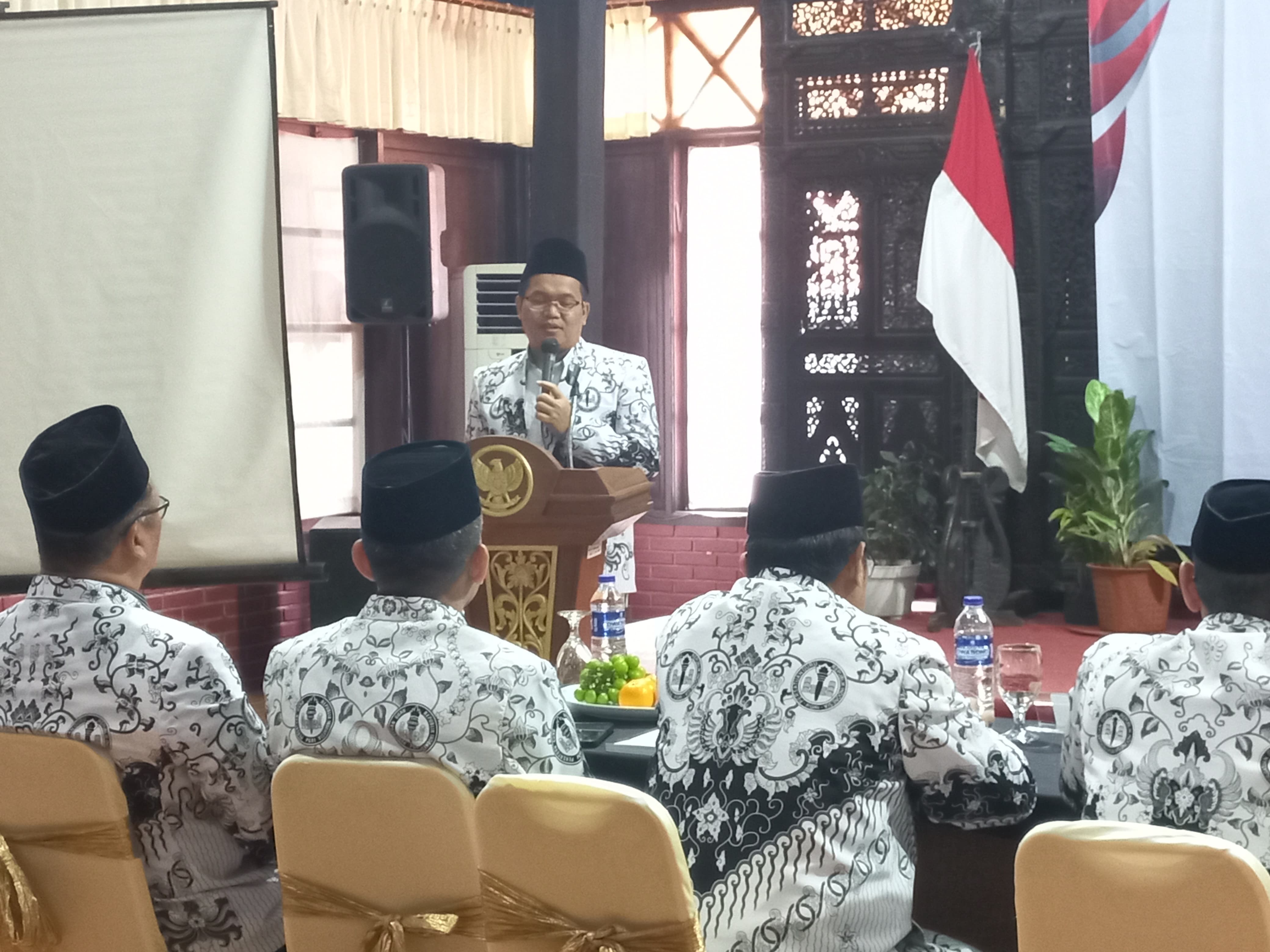 Kakankemenag Zahid : 5 Kunci Organisasi PGRI Bisa Terus Eksis