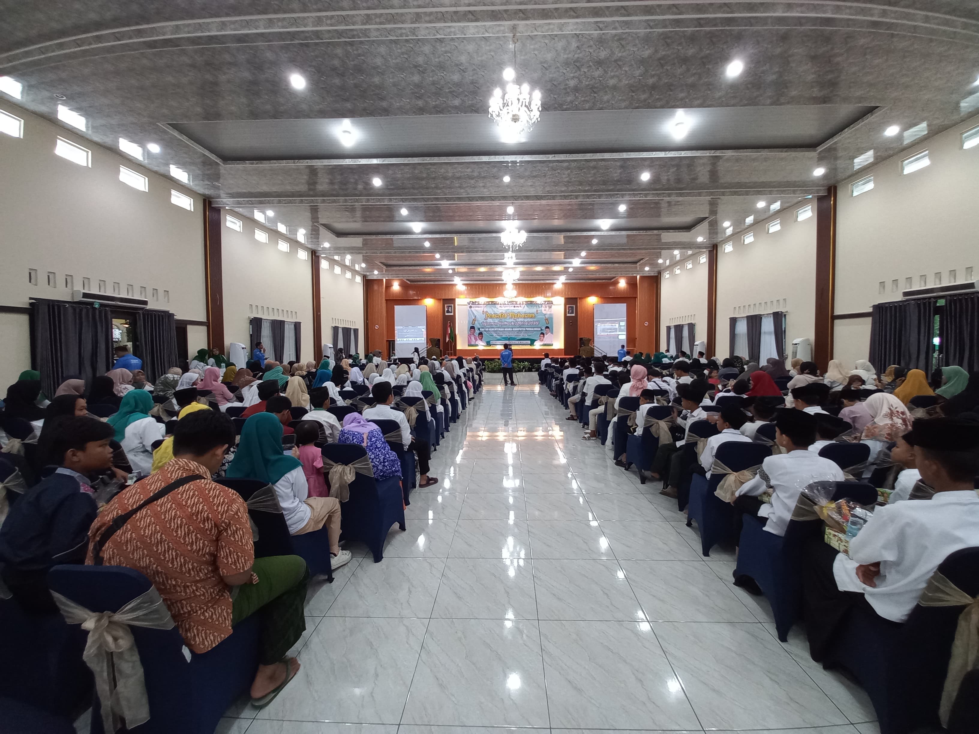 Lebaran yatim dan difabel sukses digelar