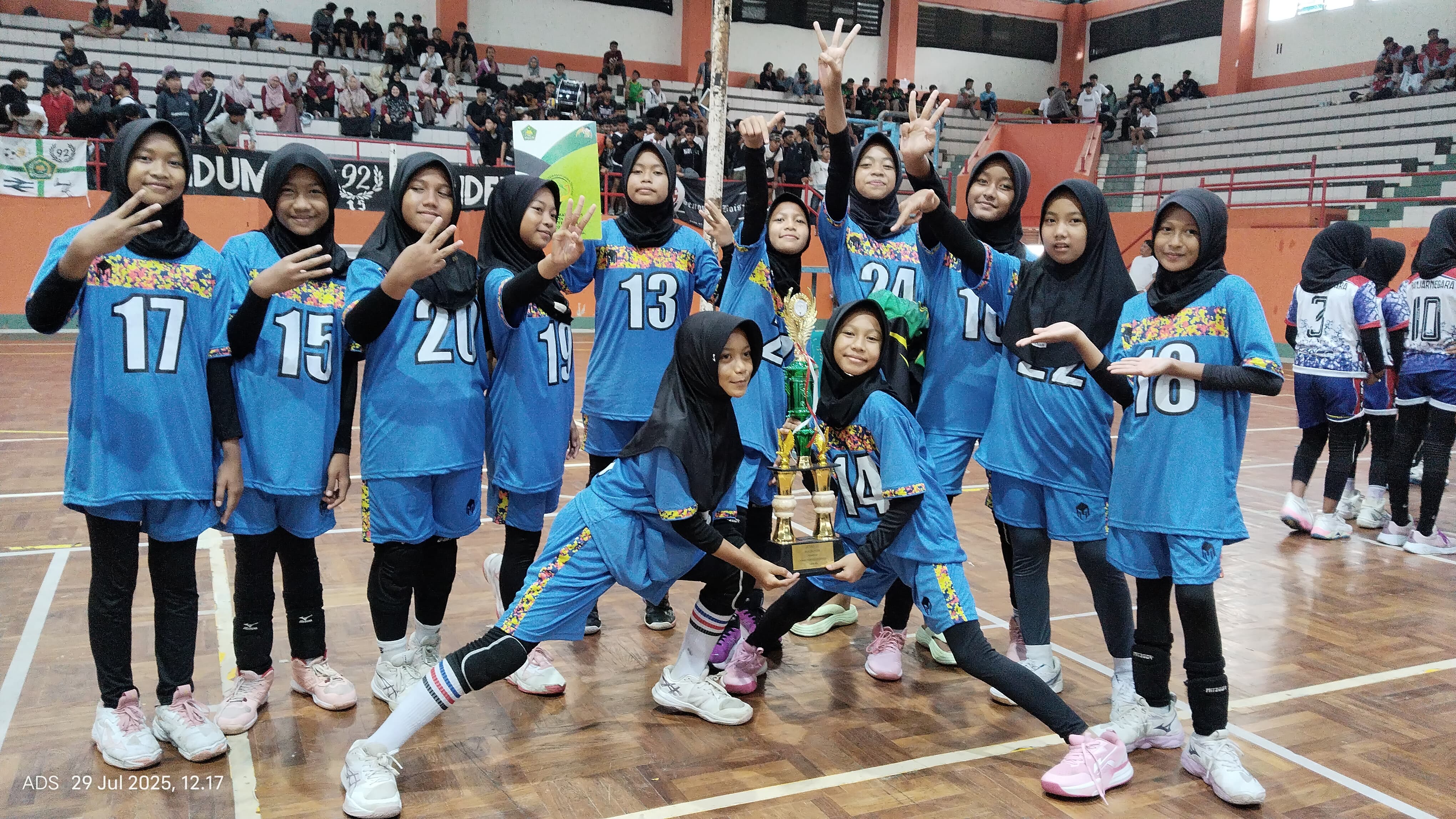Voli Putra-Putri Madrasah Tembus Tiga Besar Porseni Jateng
