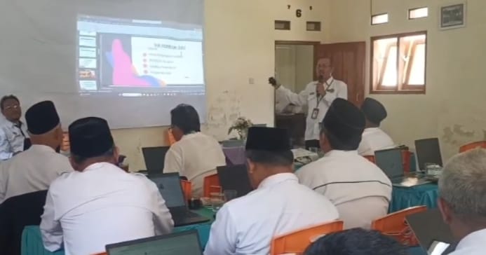 Kelompok Kerja Pengawas Madrasah Kab.Purbalingga Mengadakan Sosialisasi Permendikdasmen Nomor 13 Tahun 2025