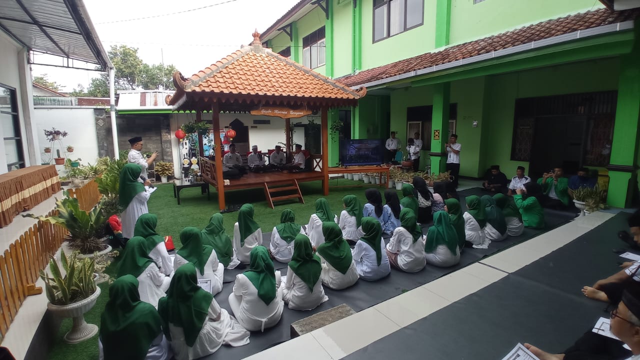 Doa bersama HUT RI ke 80 Kemenag RI