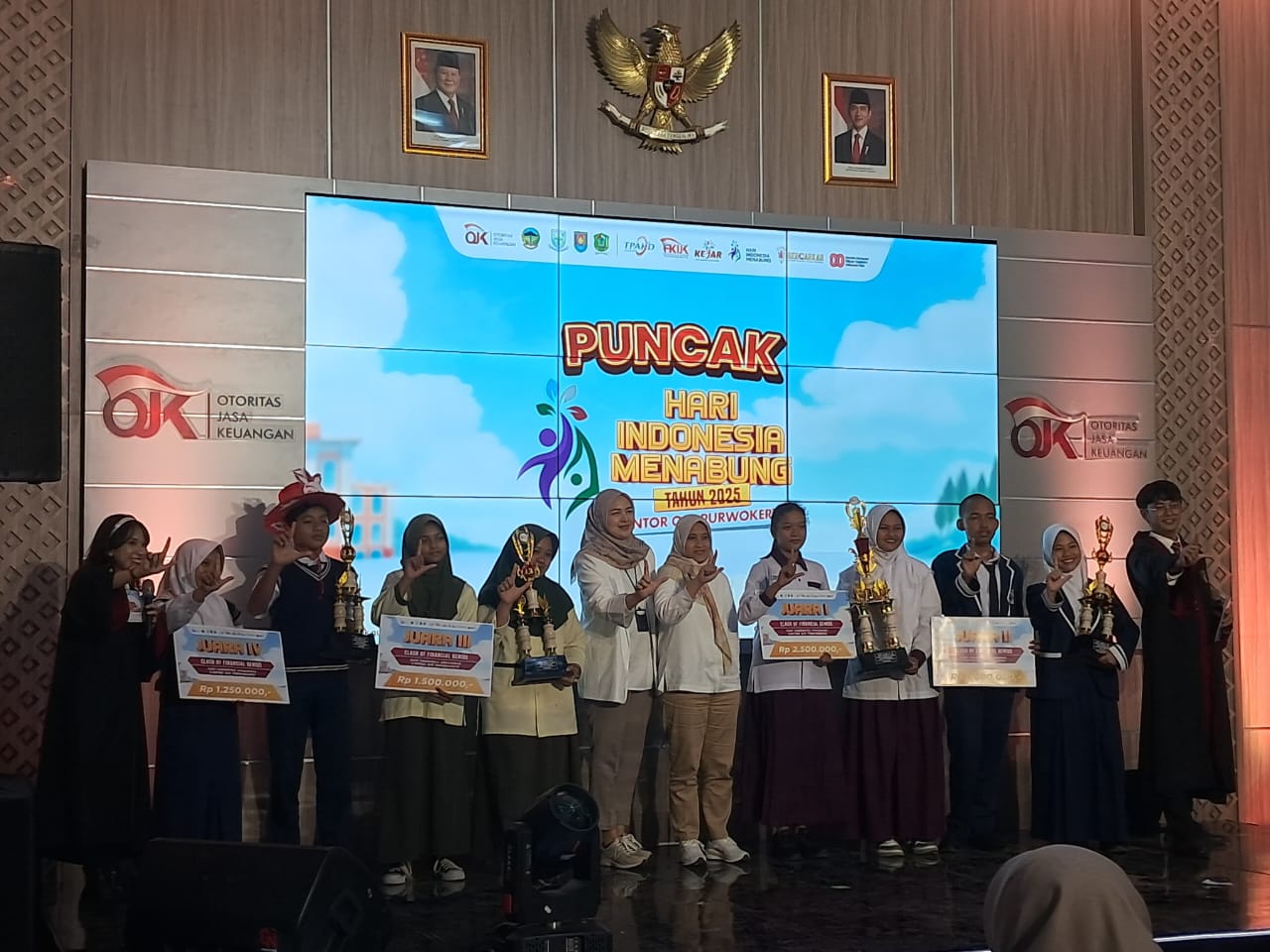Puncak hari Indonesia menabung OJK