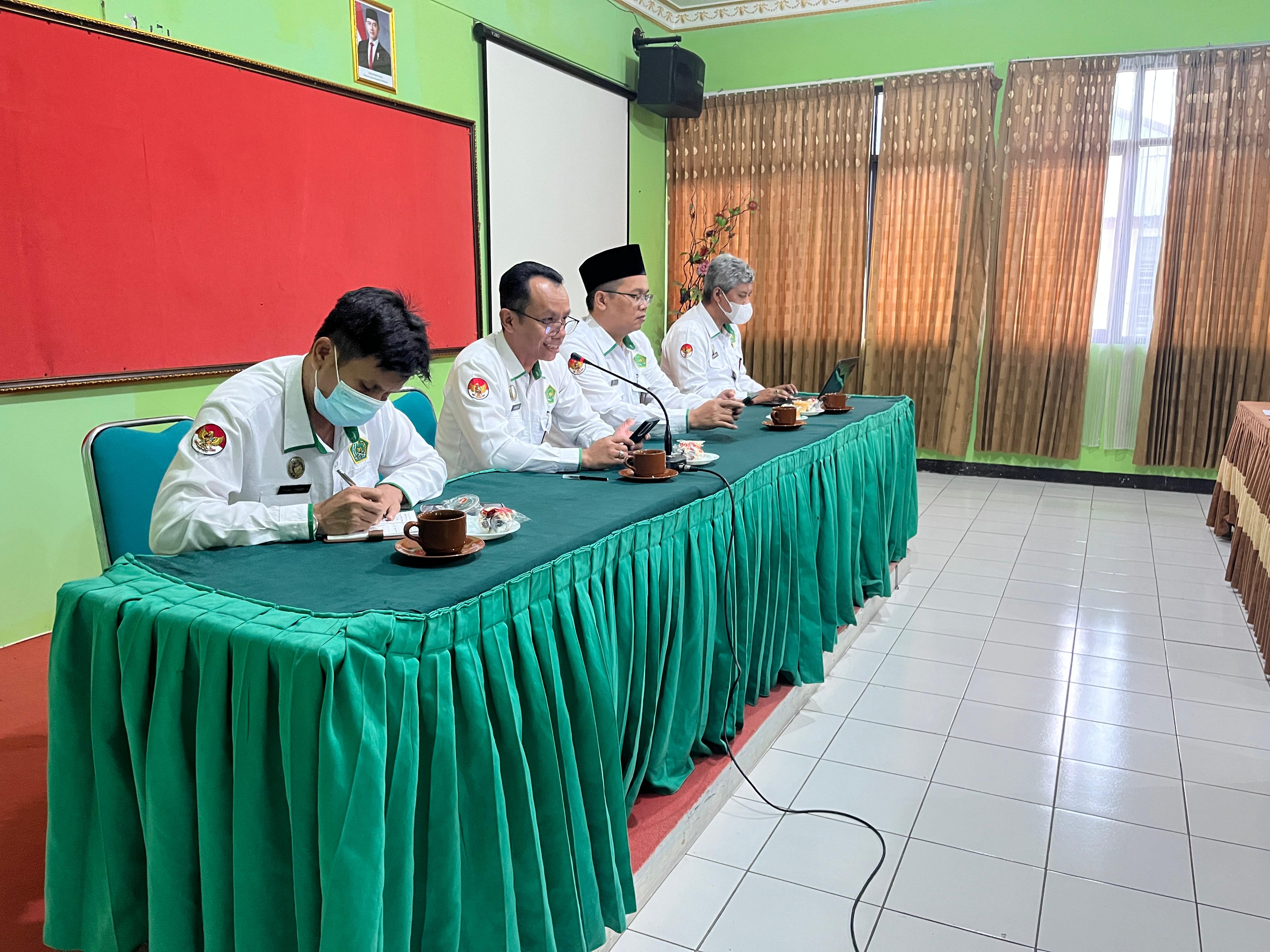 Studi layanan prima
