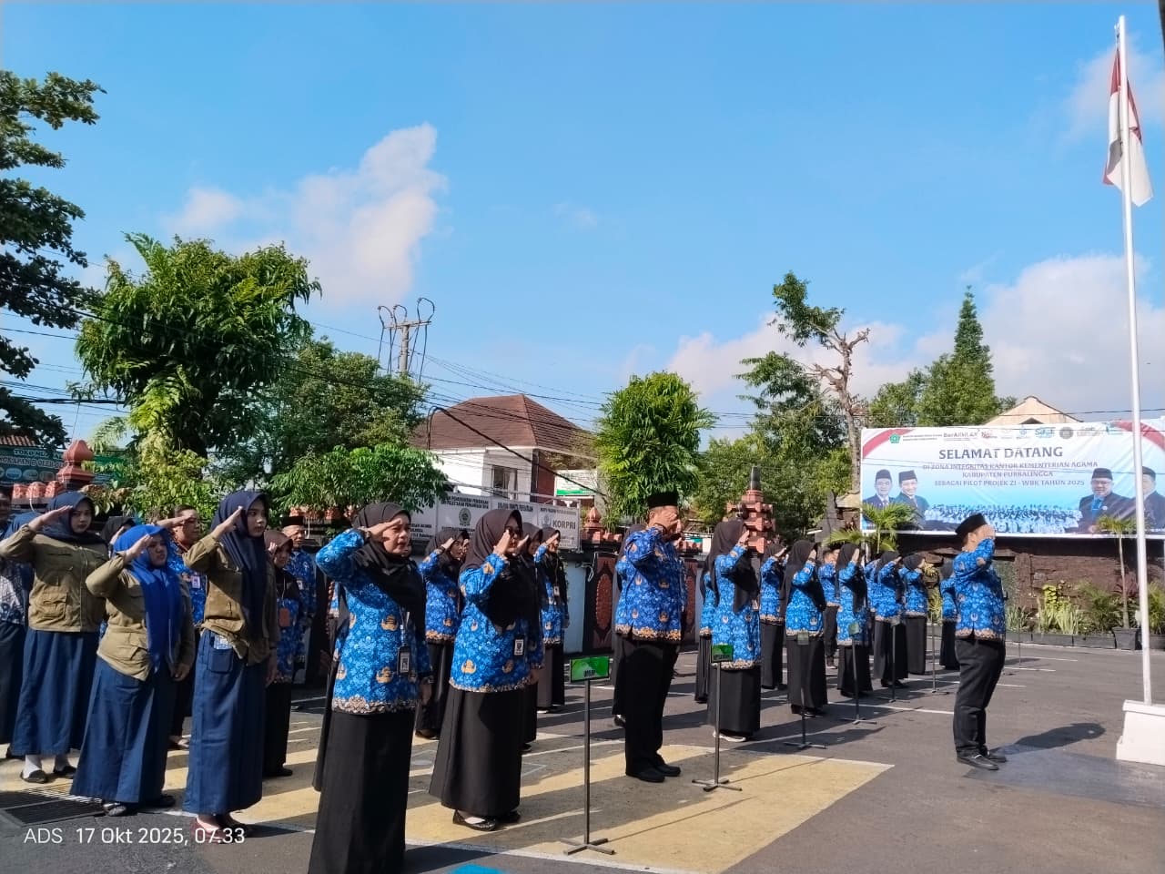 Apel penghormatan bendera