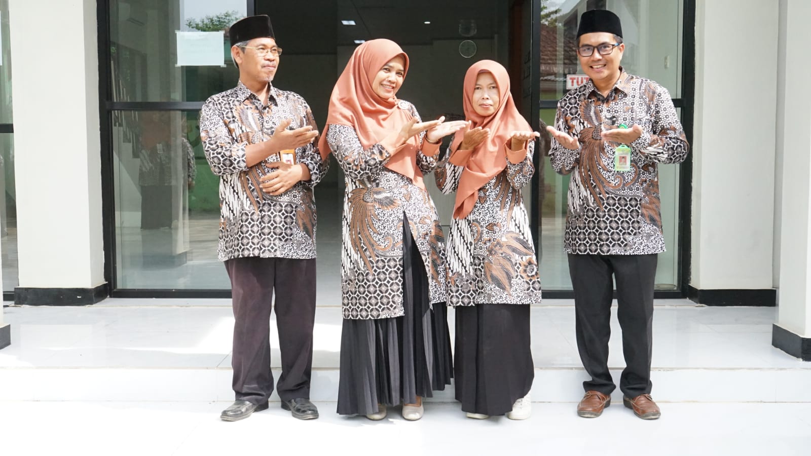 Dari ibu kandung ke rumah baru, Kemenhaj