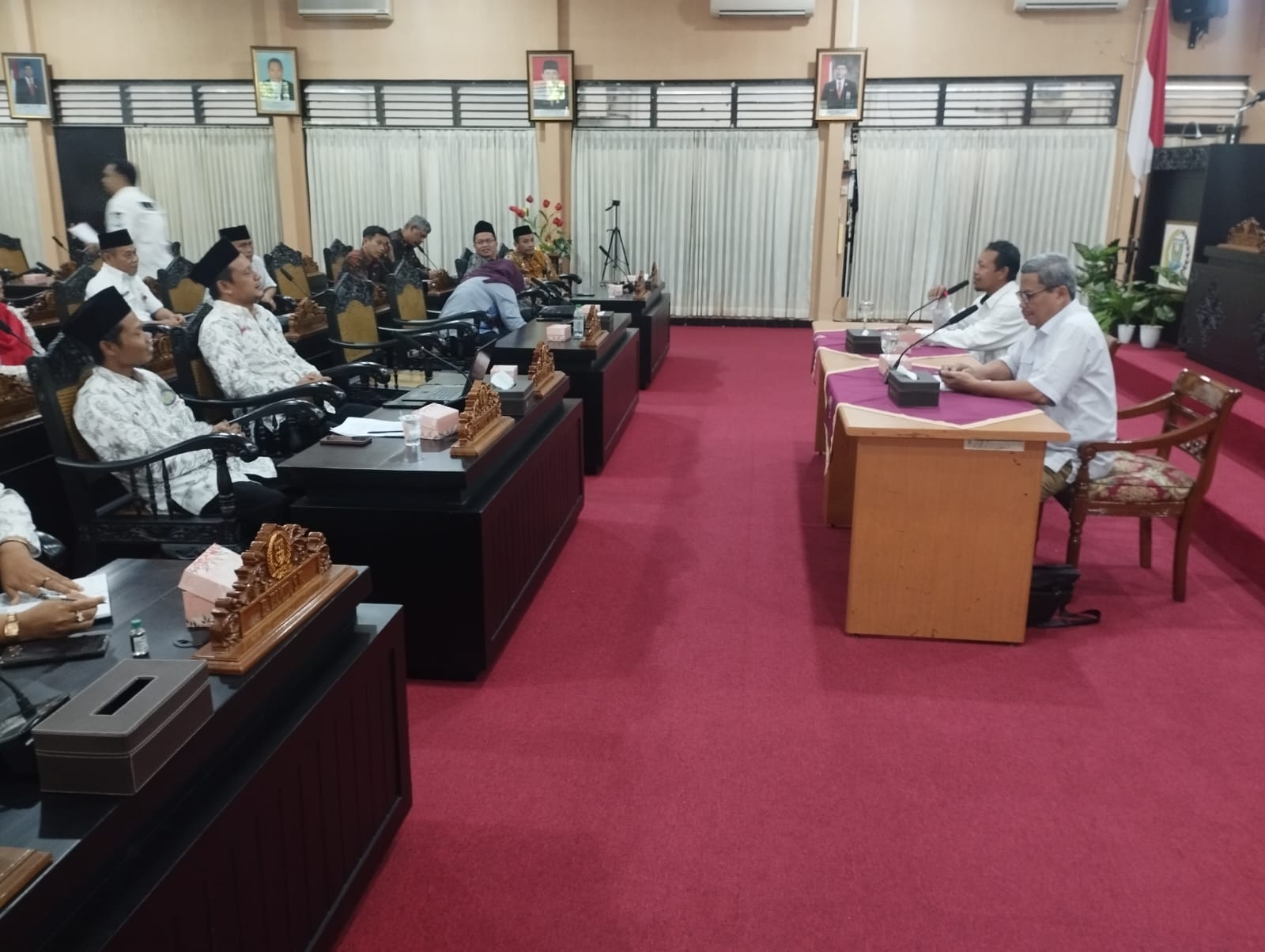Kemenag Purbalingga dampingi audiensi PGSI dengan DPRD Purbalingga