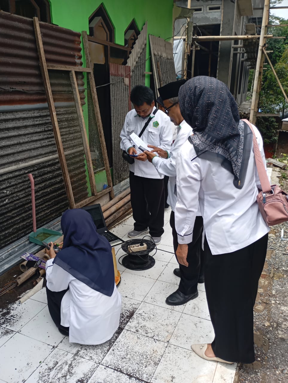 Pengukuran arah kiblat di Masjid Al Kautsar