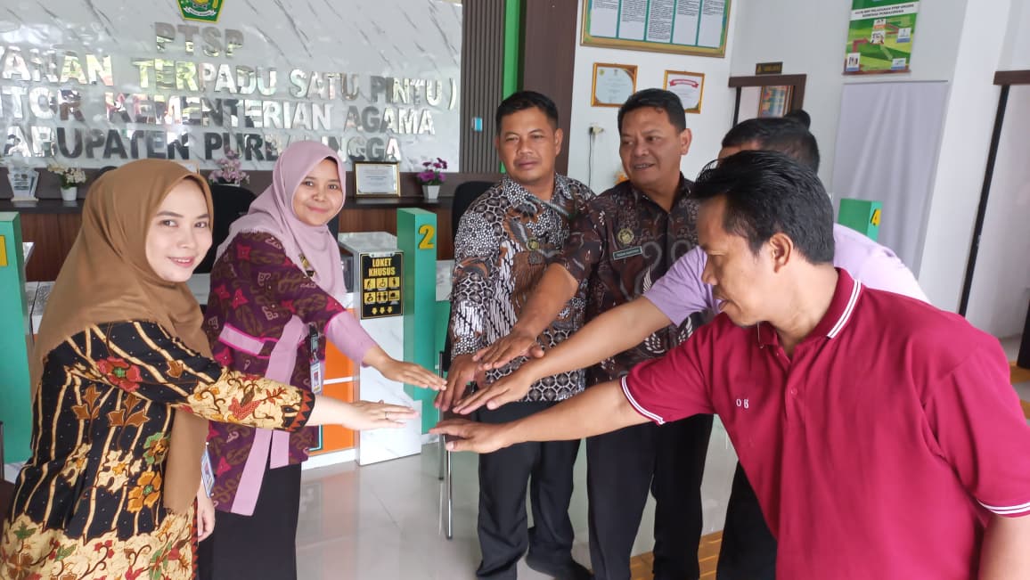 Briefing pagi PTSP Kemenag Purbalingga