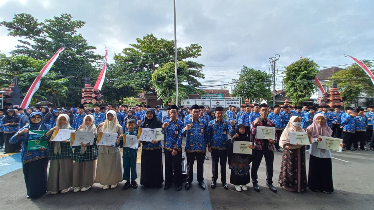 Apel penghormatan bendera, Kakan Kemenag berikan apresiasi atas prestasi madrasah