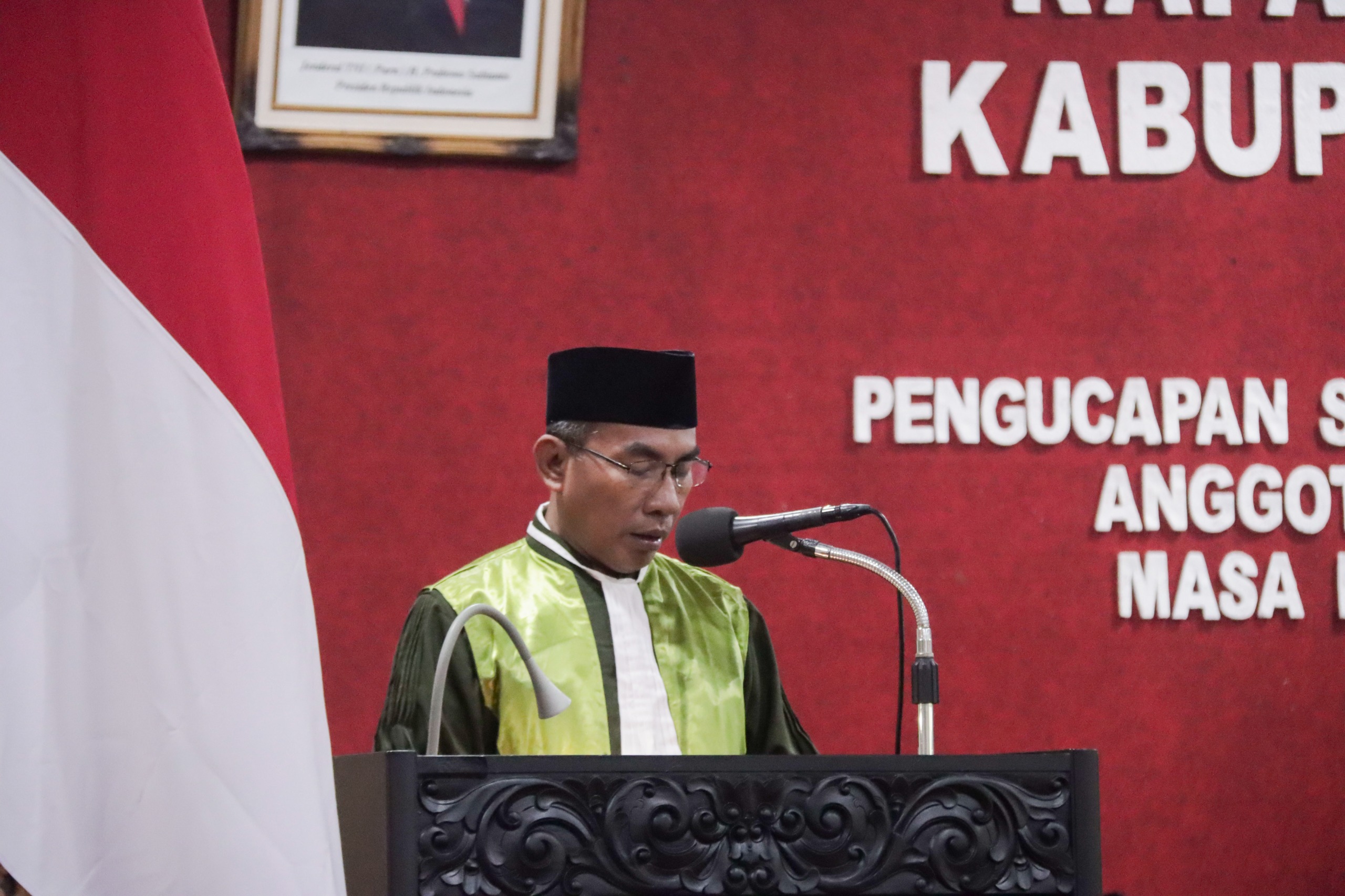 Kasi Bimas Islam pimpin doa dalam pengambilan sumpah jabatan