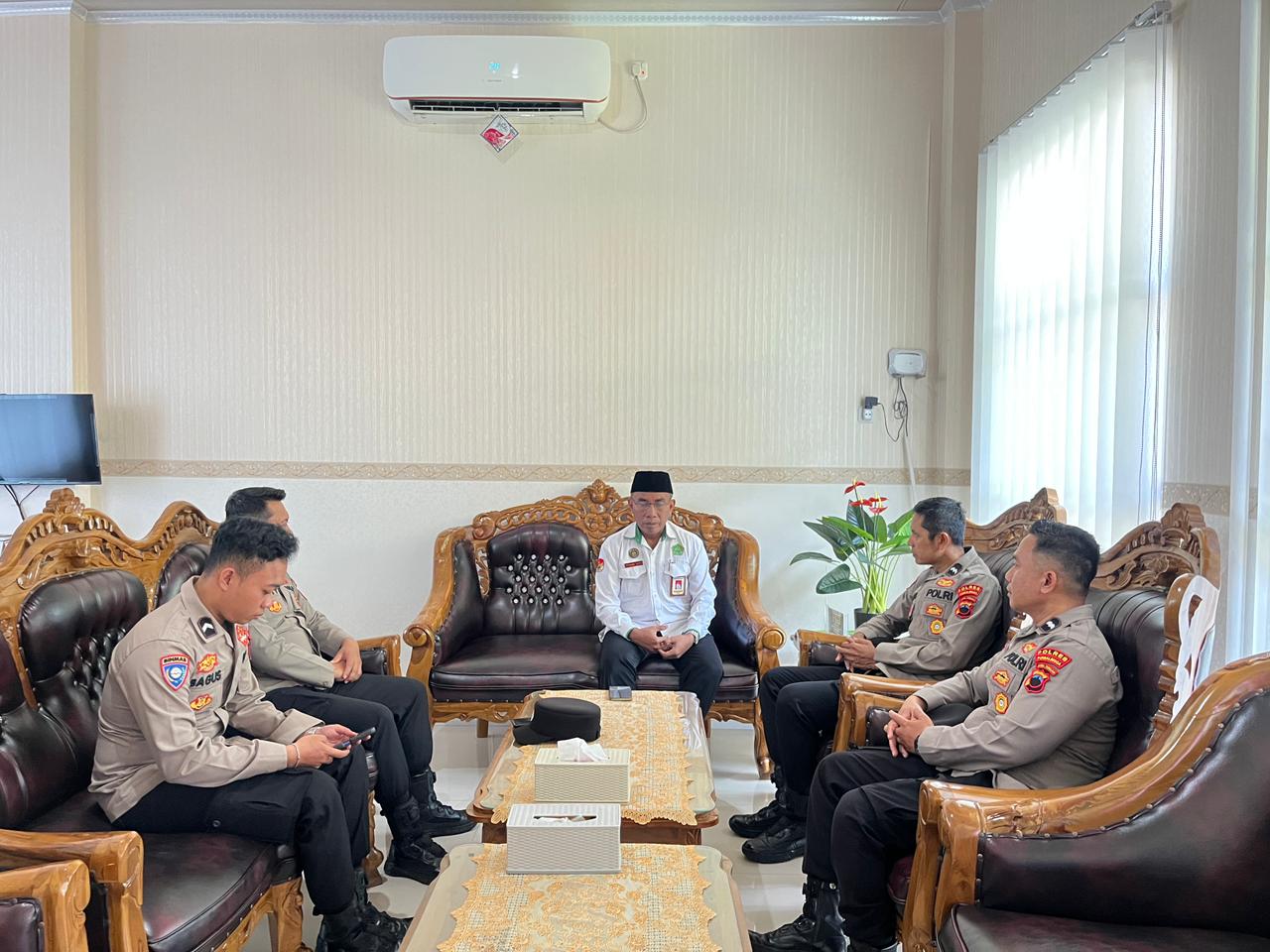 Silaturahmi dari Sat Binmas Polres Purbalingga ke Kemenag