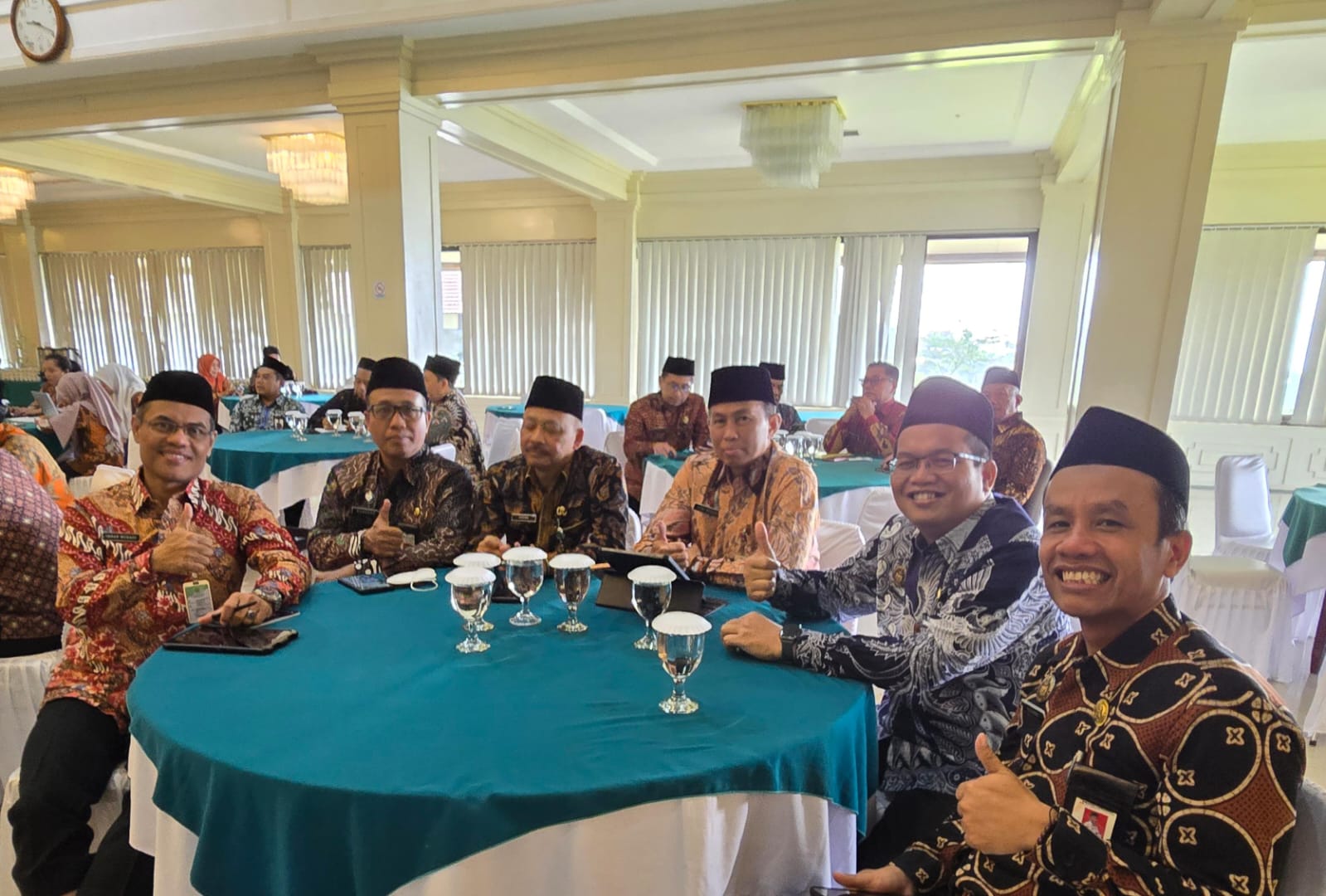 Kakan Kemenag dan Kasubbag TU Purbalingga ikuti rakor monev pengendalian anggaran TW 1 Kemenag Jateng