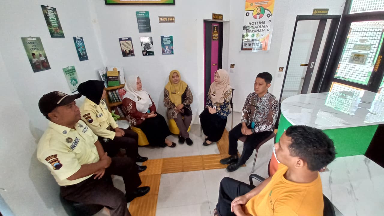 Briefing pagi PTSP Kankemenag Kabupaten Purbalingga