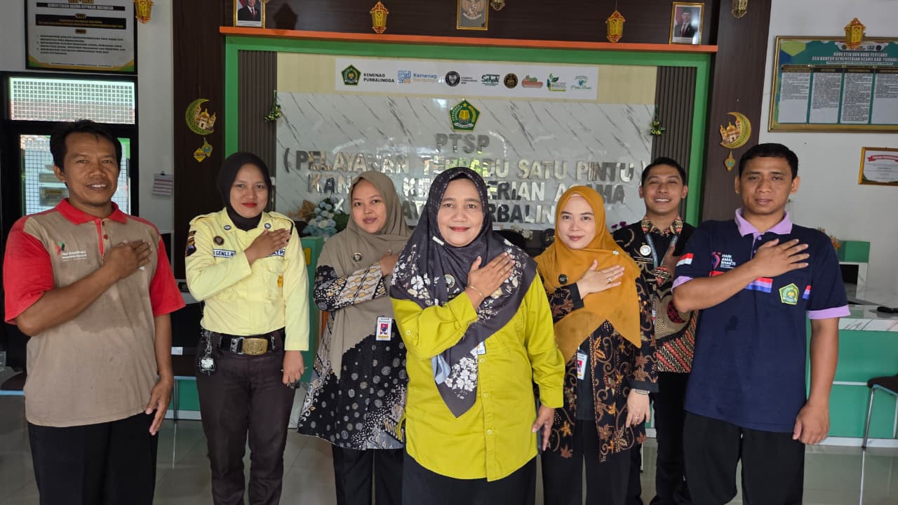 Briefing Pagi PTSP: Tekankan Semangat, Integritas, dan Kerja Sama Tim