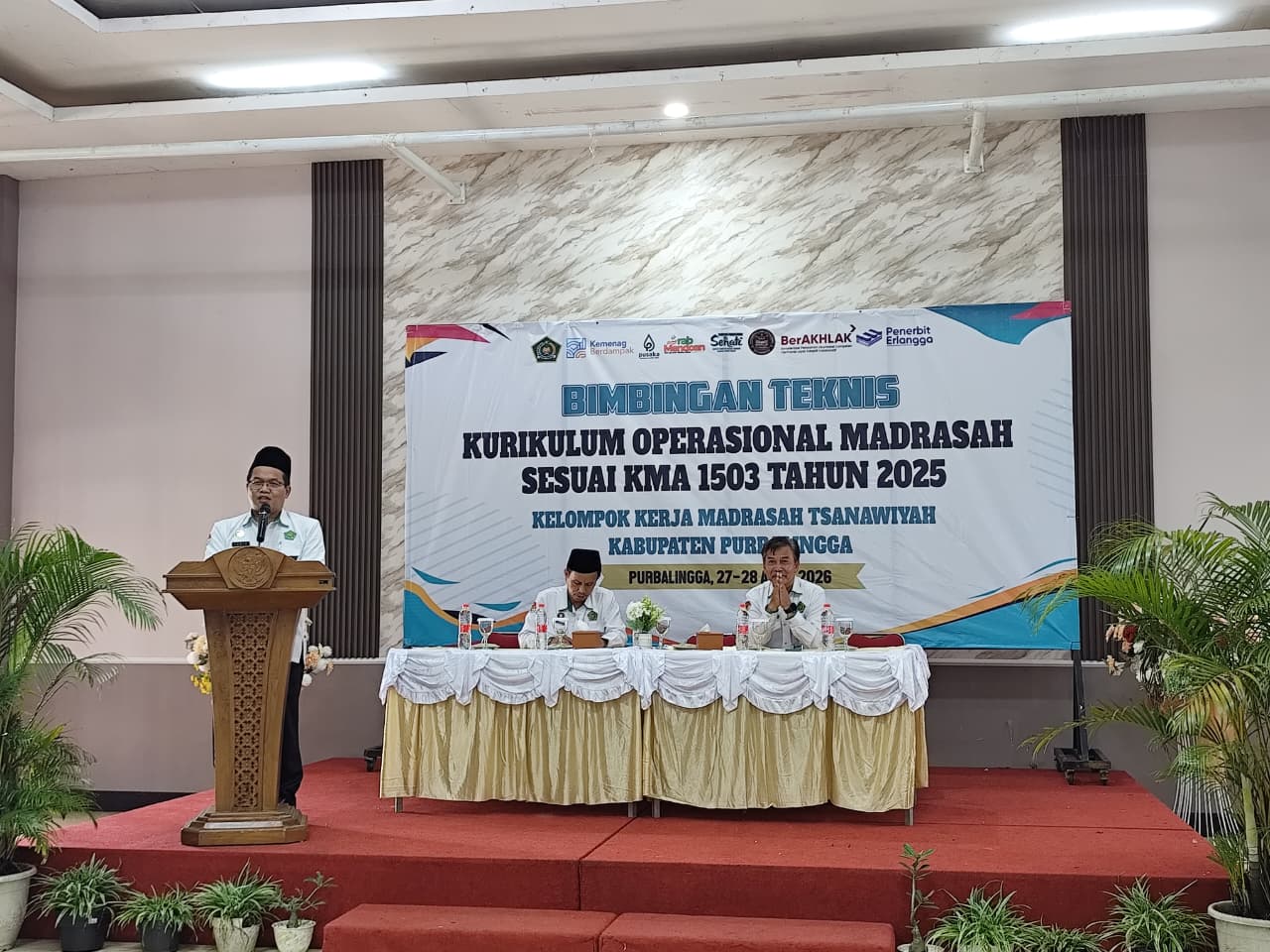 Bimtek KKM MTs Purbalingga Tekankan Implementasi KMA 1503 Tahun 2025; Kakan Kemenag Ajak Madrasah Wujudkan KBC