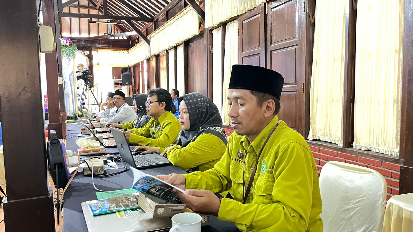 Kemenag Purbalingga launching buku roadmap sukses PZI WBK menuju WBBM 2027
