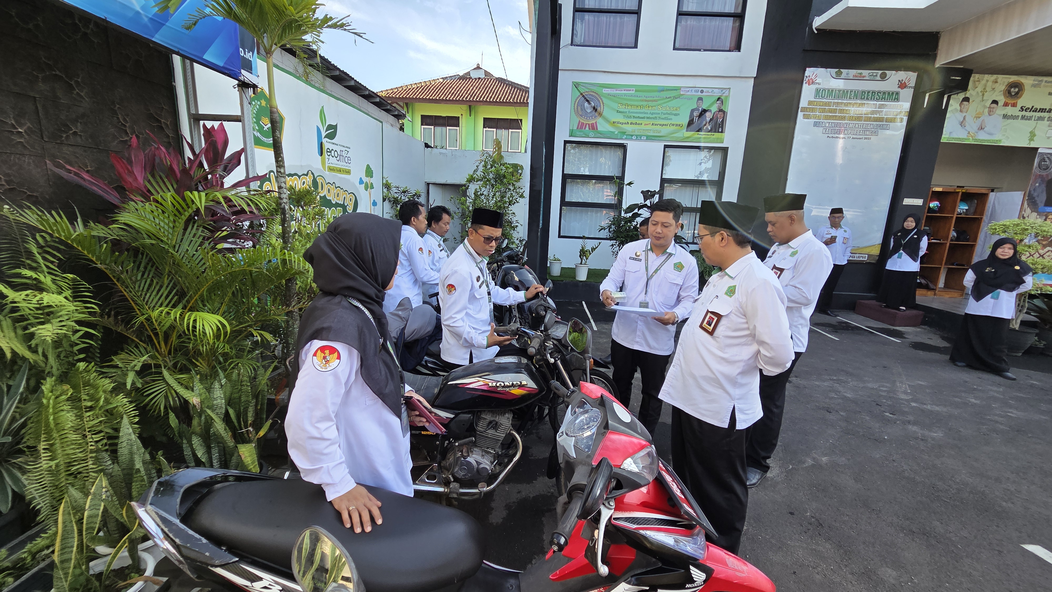 Apel pengecekkan kendaraan dinas Kankemenag Purbalingga
