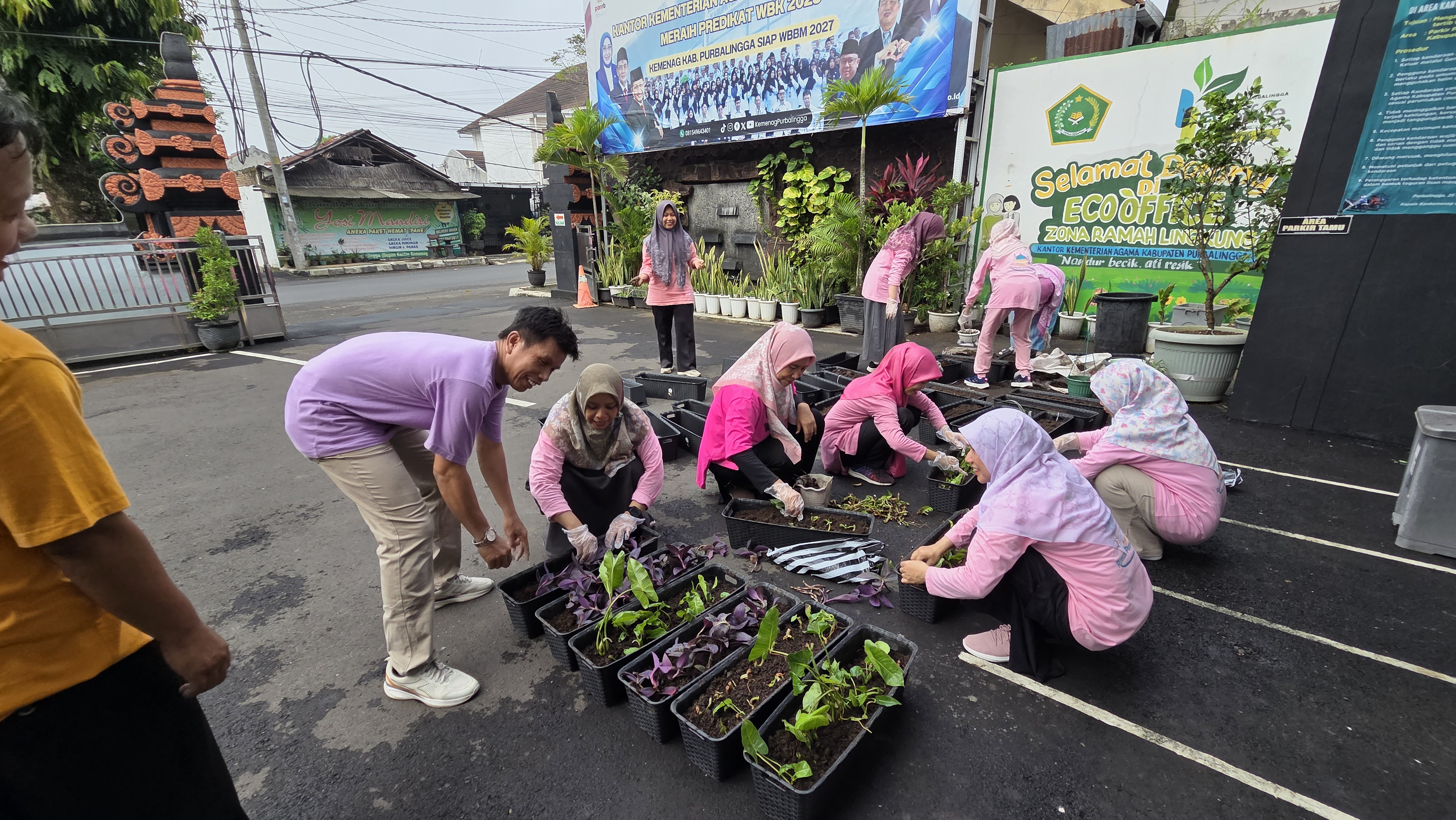 Eco office Kankemenag Purbalingga