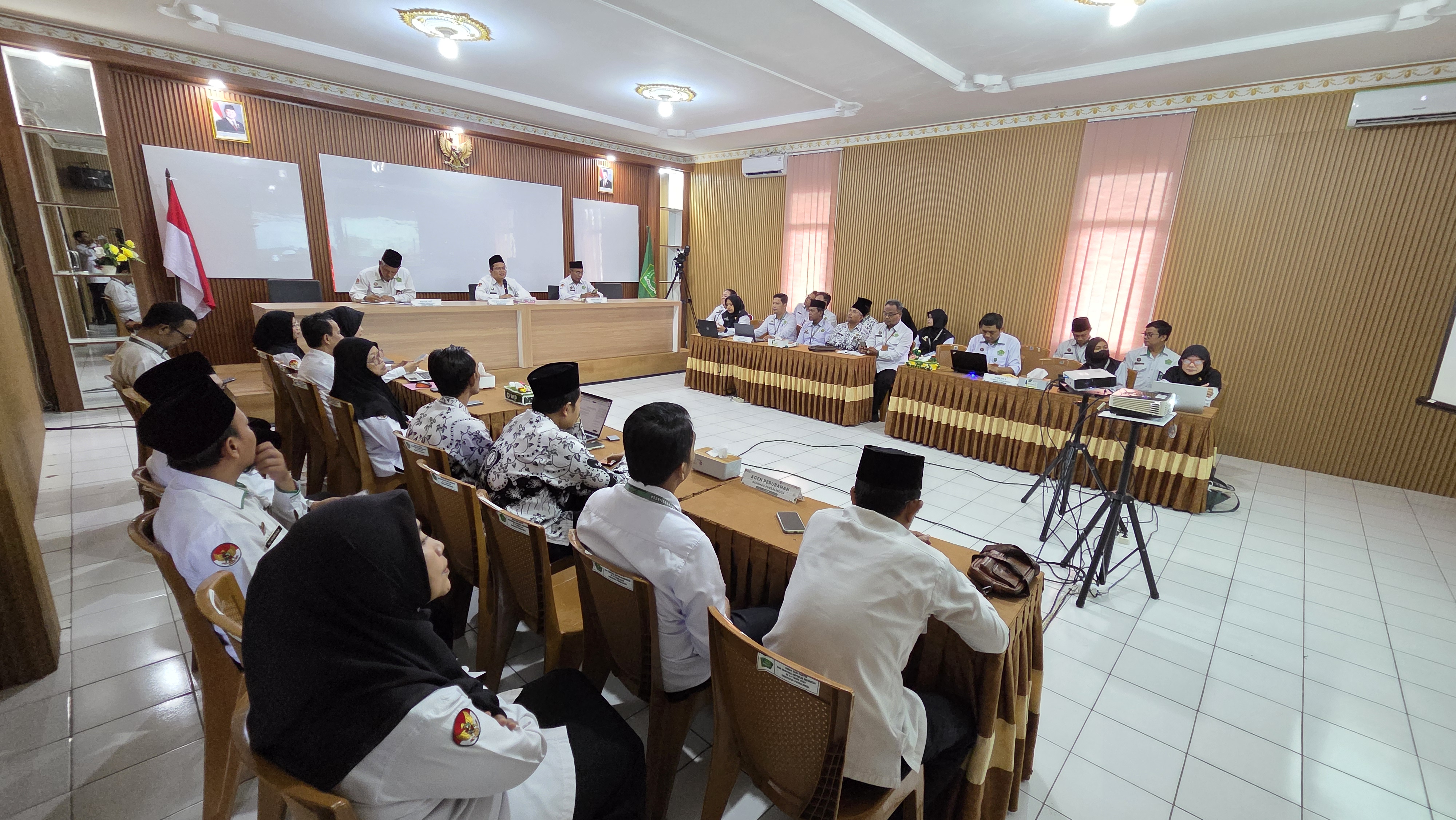Tim ZI WBK Lakukan Sinkronisasi Program Kerja Dengan Target Terkoneksi Isu-isu Strategis Daerah dan Nasional menuju WBBM 2027