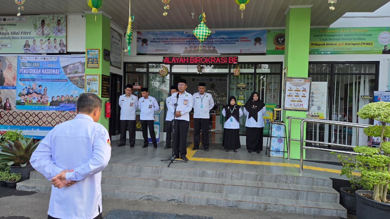 Kasi Bimas Islam pimpin apel Senin di Kankemenag Purbalingga
