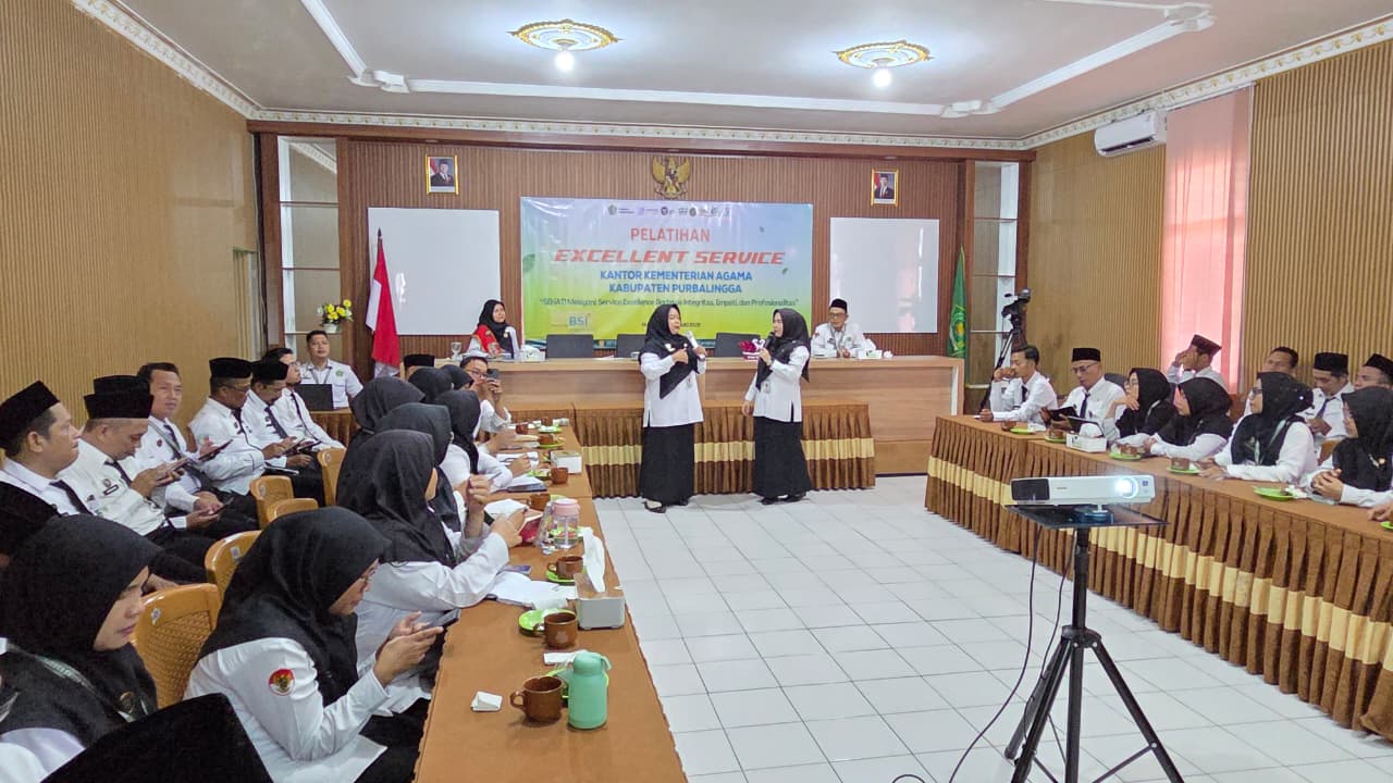 KUA dan Madrasah ikuti pelatihan excellent service di Kankemenag Purbalingga