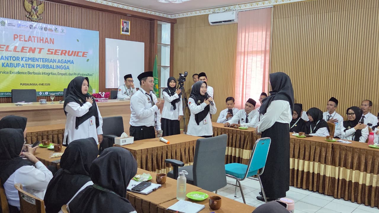 Pelatihan excellent service SEHATI