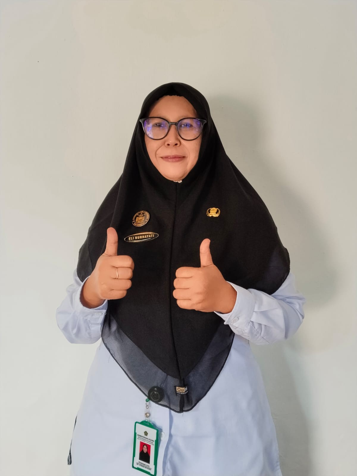 Guru Madrasah Idola: Publik Figur, Teladan, dan Sahabat Peserta Didik
