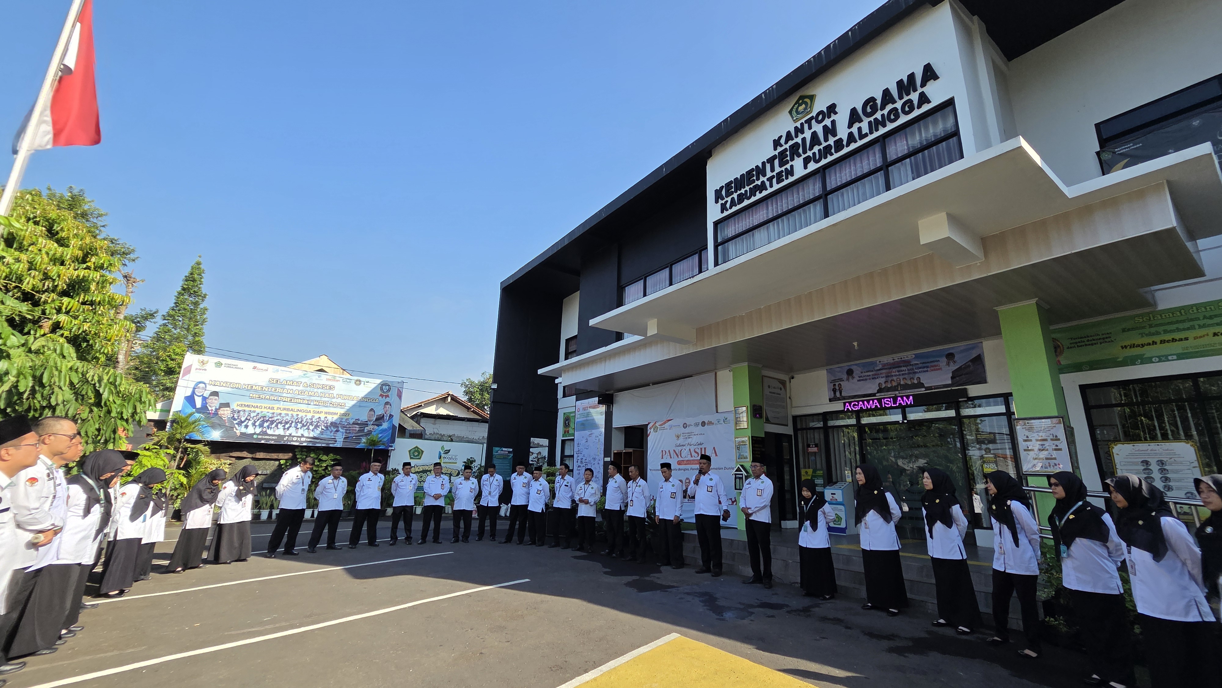 Briefing Zona Integritas Kankemenag Purbalingga Perkuat Budaya Disiplin, Cepat Melayani, dan Evaluasi Berkelanjutan