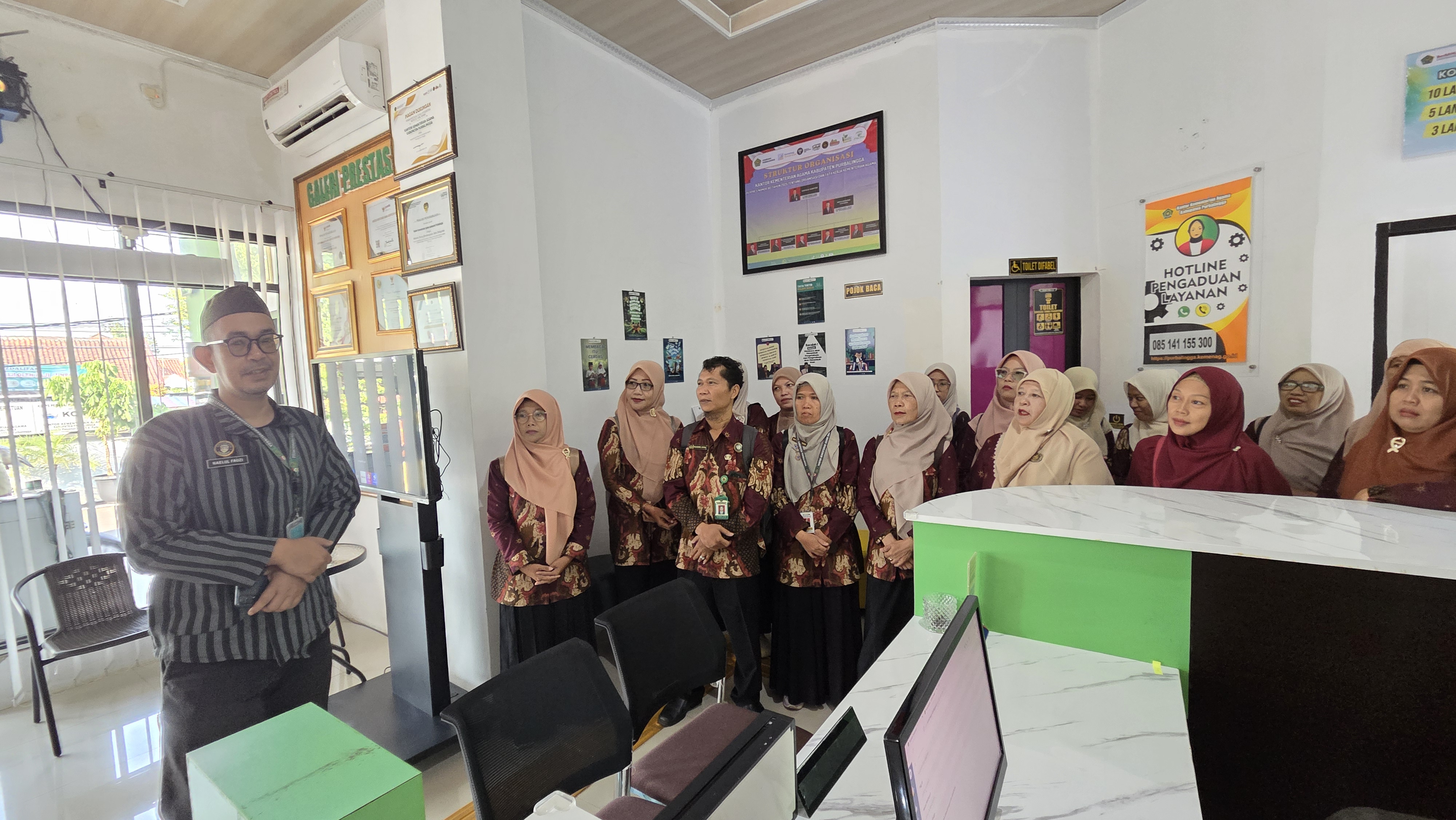 KKG MI Kelas III Bukateja kunjungi Kankemenag untuk belajar budaya layanan prima Sehati