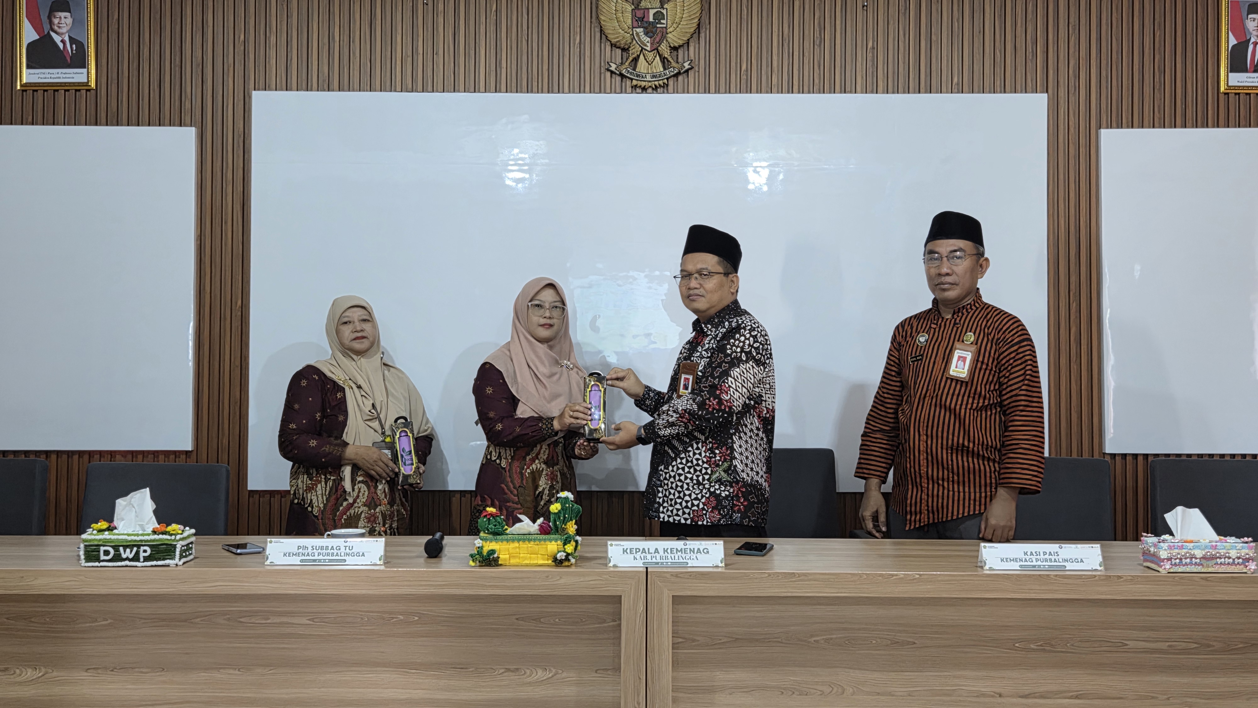 KKG MI Kelas III Bukateja kunjungi Kankemenag untuk belajar budaya layanan prima Sehati