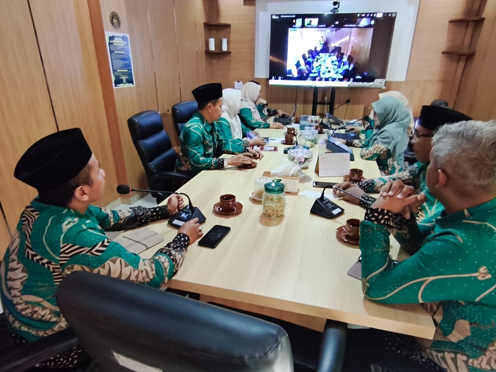 Kantor Kementerian Agama Kabupaten Purbalingga mengangkat tema “Branding Madrasah melalui Media” dalam kegiatan Morning Briefing Online (MBO) yang digelar secara daring, Rabu (8/7/2026).