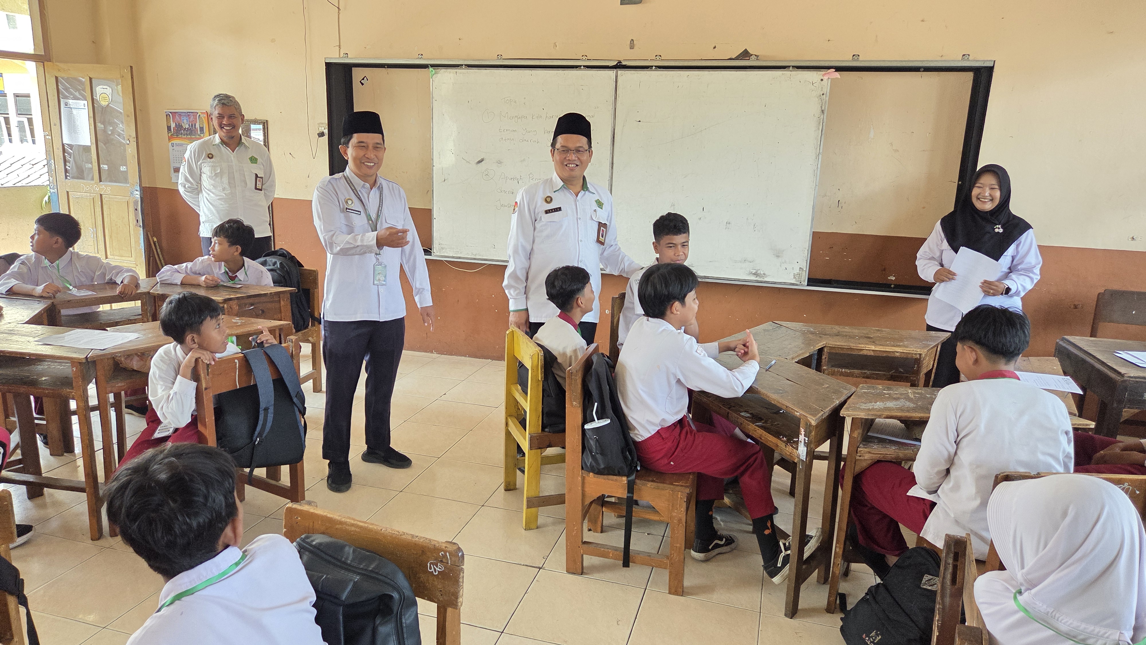 onitoring pelaksanaan Masa Ta'aruf Murid Madrasah (MATAMUDA) Tahun Pelajaran 2026/2027 di MTs Muhammadiyah 1 Purbalingga, Selasa (14/7/2026).