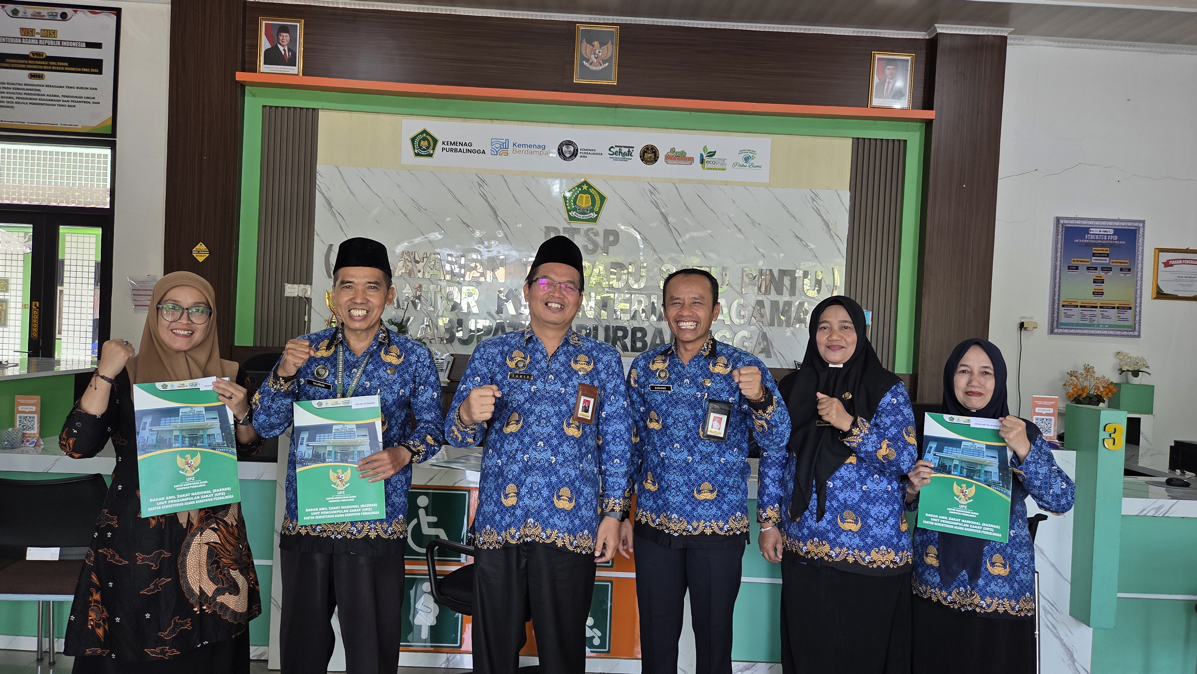 UPZ Kankemenag Purbalingga Salurkan Bantuan untuk Madrasah, KUA, dan Organisasi Keagamaan