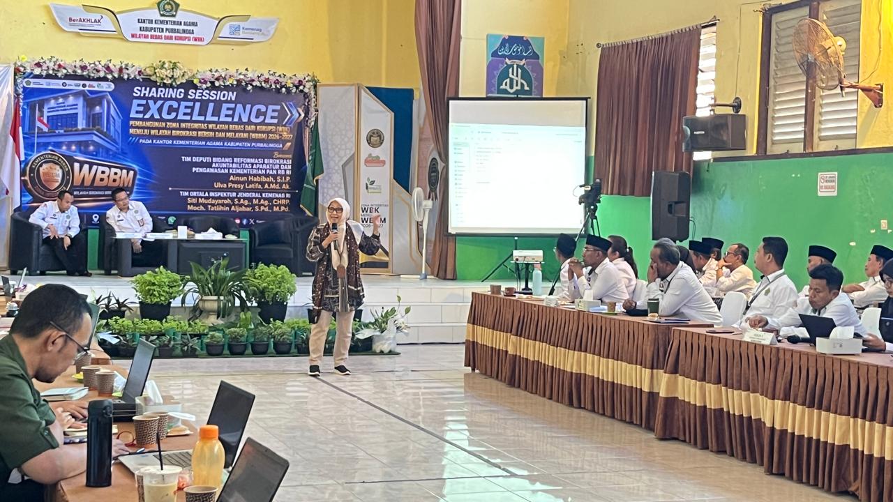 Tim Organisasi dan Tata Laksana (Ortala) Inspektorat Jenderal Kementerian Agama RI memberikan pendampingan strategis terhadap Program Kerja Pembangunan Zona Integritas (PZI) Kankemenag Kabupaten Purbalingga Tahun 2026–2027 dalam Sharing Session Excellence PZI WBK Menuju WBBM Tahun 2027, Kamis (2/7/2026), di Aula Uswatun Hasanah.