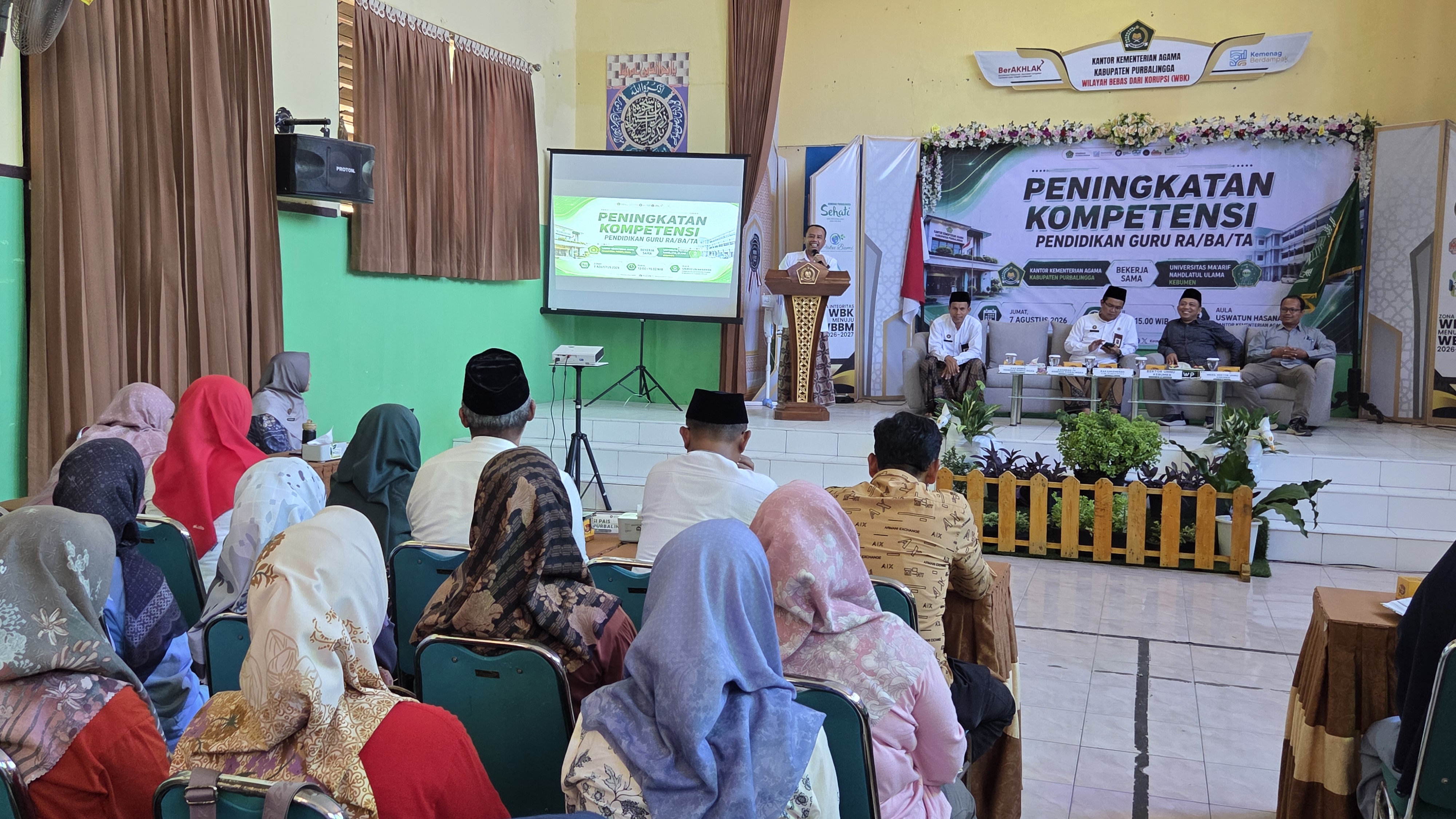 Kantor Kementerian Agama Kabupaten Purbalingga mengajak guru Raudhatul Athfal (RA), Bustanul Athfal (BA), Tarbiyatul Athfal (TA), dan Darul Athfal (DA) untuk terus mengembangkan kompetensi diri guna meningkatkan mutu dan inovasi pendidikan Islam.