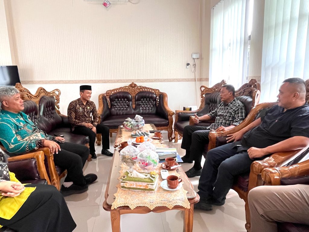Kankemenag Purbalingga Terima Monev Program PAI  dari Tim Ditjen Pendis