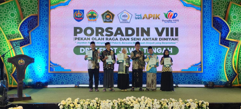 PORSADIN VIII Jateng Ditutup, Kemenag Purbalingga Apresiasi Perjuangan dan Sportivitas Santri Hingga Raih 10 Prestasi Membanggakan