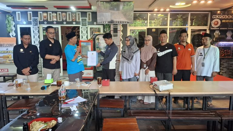 Pengukuhan Tim media kreatif KUA Kejobong