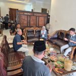 Penuh Kekeluargaan, Kepala Kankemenag Purbalingga Doakan dan Lepas Laely Rochmah Memasuki Purna Tugas